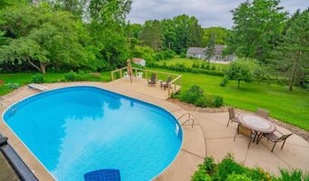 5498 Jan Dr, Fitchburg, WI 53711
