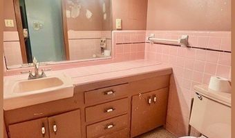 203 Kyle St, Batesville, MS 38606