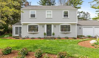11 Harbour Rd, Barrington, RI 02806