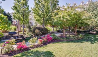 4659 LAMBERT Dr, Alexandria, VA 22311