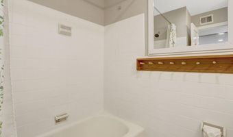 6616 BRADDOCK, Annandale, VA 22003