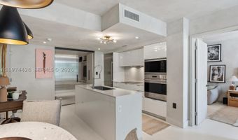 9521 E Bay Harbor Dr 705, Bay Harbor Islands, FL 33154