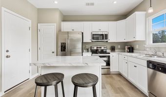 38 Central Pl, Aylett, VA 23009