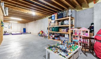 W5757 JOCHMANN Drive, Appleton, WI 54915