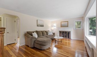 12 Hunt Rd, Bedford, MA 01730