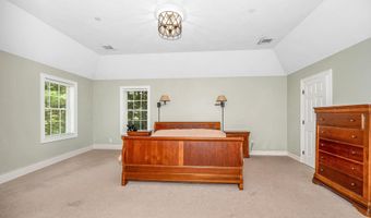7 Oak Ridge Dr, Atkinson, NH 03811