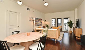 2305 EDGEWATER Dr 1604, Orlando, FL 32804