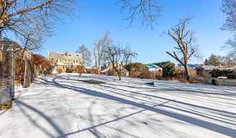 118 Ocean Ave, Cranston, RI 02905