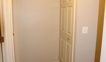2092 Cloverly Ln, Ann Arbor, MI 48108