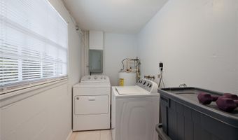 120 MAPLE Ave, Anna Maria, FL 34216