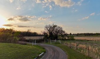 2 E Sorghum Mill Rd, Arcadia, OK 73007