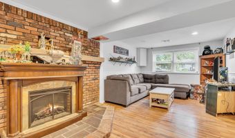 239 Cape May Ave, Bayville, NJ 08721