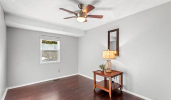 407 Tulsa Ave, Ballwin, MO 63021