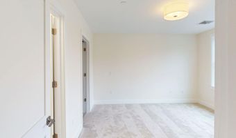 4 Longview Dr 208, Atkinson, NH 03811