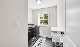 8 A Mason Ave, Bayonne, NJ 07035