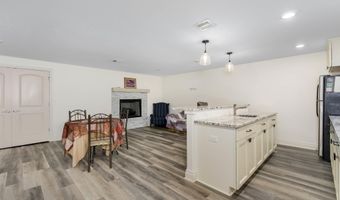 6733 E Central Park Ave, Bel Aire, KS 67226