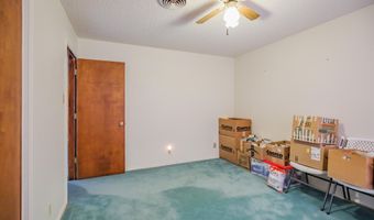 102 Mountain Meadow Rd, Alamogordo, NM 88310