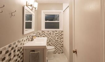 261 Malden St, Akron, OH 44313