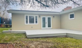 1226 Birch Ln, Cody, WY 82414