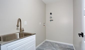 46 Phelps Ave, Bergenfield, NJ 07621