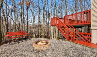 2011 Knollpoint Dr NE, Ada, MI 49301