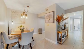 910 LAKE DESTINY Rd H, Altamonte Springs, FL 32714