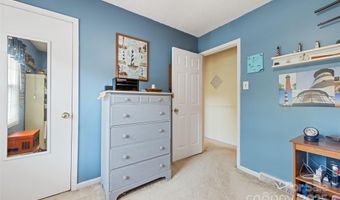 16 Fieldstone Ct, Arden, NC 28704