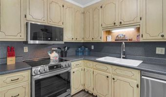 497 NATASHA Dr, Auburn, GA 30011