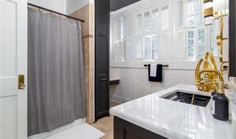 2736 GEORGES Ln, Alexandria, LA 71301