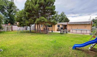 1504 S Country Club Cir, Carlsbad, NM 88220