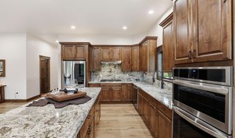 216 Mara Mdws, Athol, ID 83801