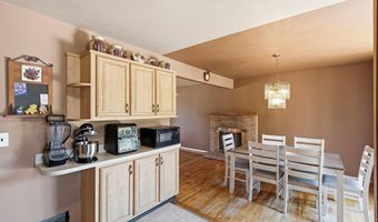 81 Elm St, Beachwood, NJ 08722