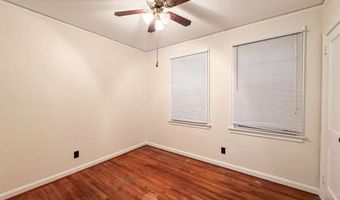 52 17th St, Apalachicola, FL 32320