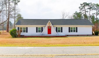 708 Miles Rd, Baxley, GA 31513