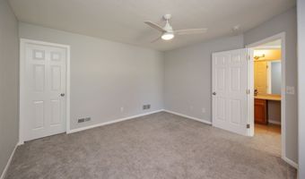 821 NW 21st Ct, Ankeny, IA 50023