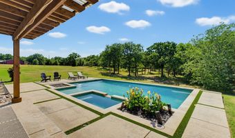 129 Coyote Cave Ln, Alvord, TX 76225