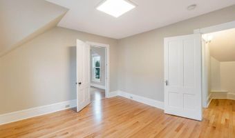 32 Webster Ave, Bangor, ME 04401