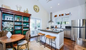 24 Anthony St, Newport, RI 02840
