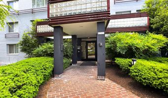 3701 5TH St S 501, Arlington, VA 22204
