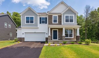 1011 Heimat Haus Dr, Grove City, OH 43123