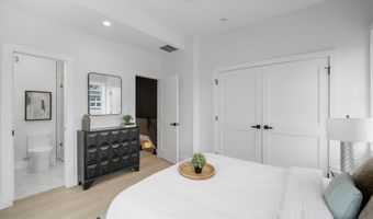 235 ASCOT Pl NE, Washington, DC 20002