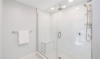 5 Lee Rd, Barrington, RI 02806
