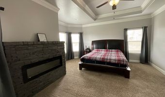 1622 Red Oak Ln, Andrews, TX 79714