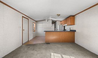 751 Washington St 38, Auburn, MA 01501