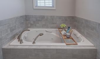 76 ELK MEADOW Dr, Afton, VA 22920