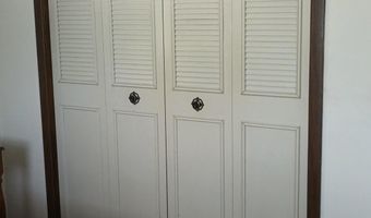 381 Birch St, Bangor, ME 04401