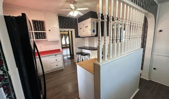 11 5th Ave W, Albia, IA 52531