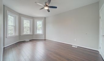 82 T St NW 3, Washington, DC 20001