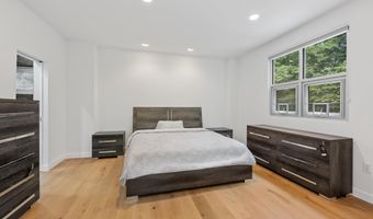 11915 GLEN Ml, Potomac, MD 20854