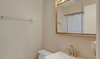 9405 Mackenzie Rd, Affton, MO 63123